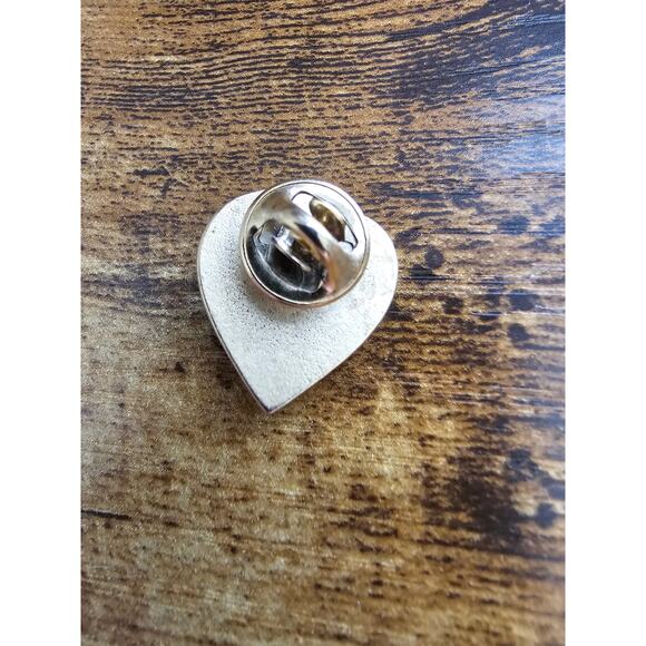 VTG Ballou Reg’d Heart Pin GoldTone Multicolored Rhinestones Red Center Cabochon - Picture 2 of 3